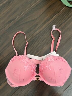 Victoria’s Secret cherry blossom bra